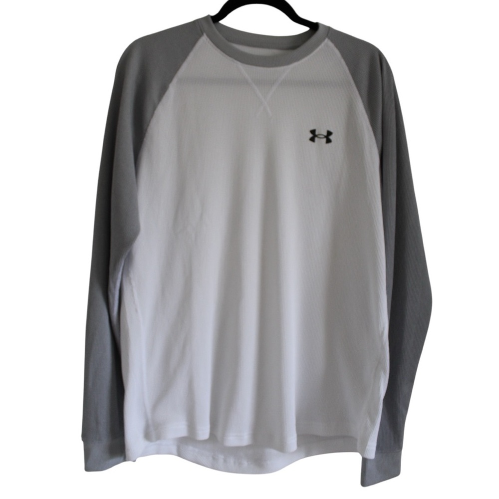 #27- Under Armour Men’s Long Sleeve Shirt